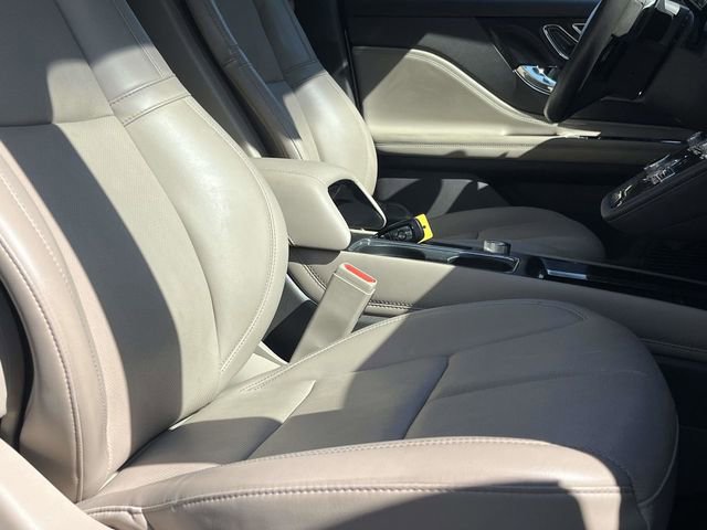 Used 2022 Lincoln Corsair Reserve w/ Equipment Group 201A image 23