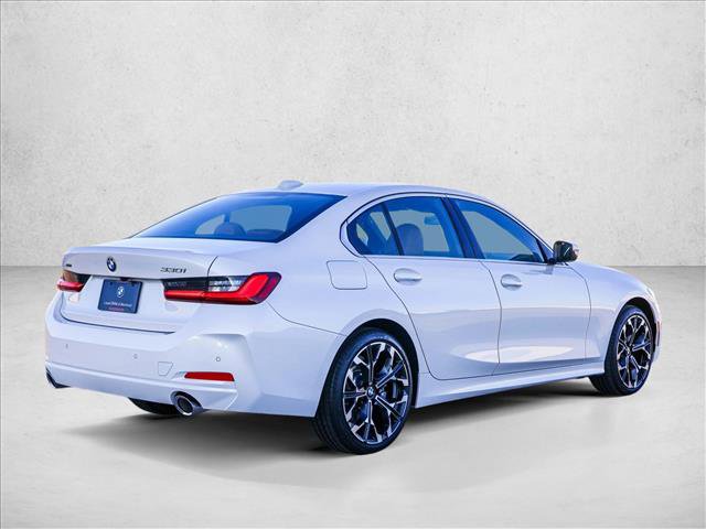 Certified 2025 BMW 330i xDrive Sedan w/ Convenience Package image 5