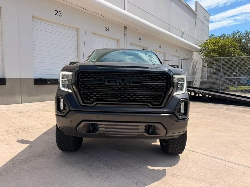 Used 2021 GMC Sierra 1500 Denali RWD image 2