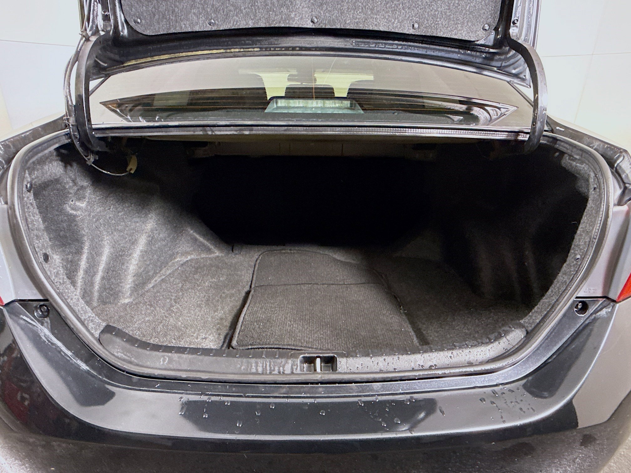 Used 2018 Toyota Corolla L image 34