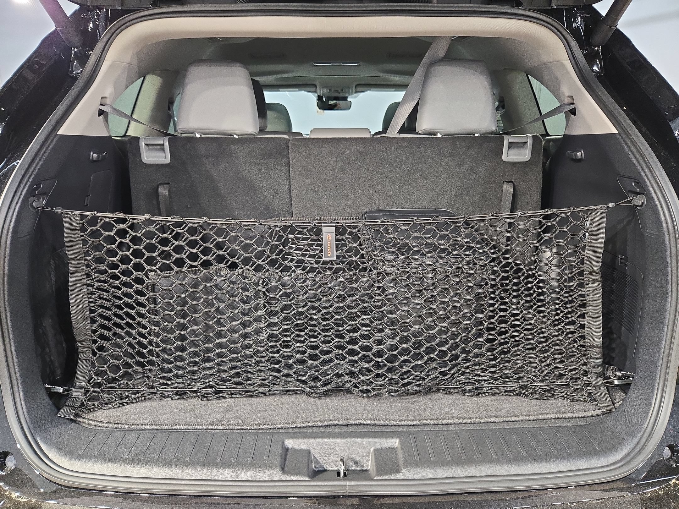 New 2026 Toyota Highlander Limited AWD/4WD image 14