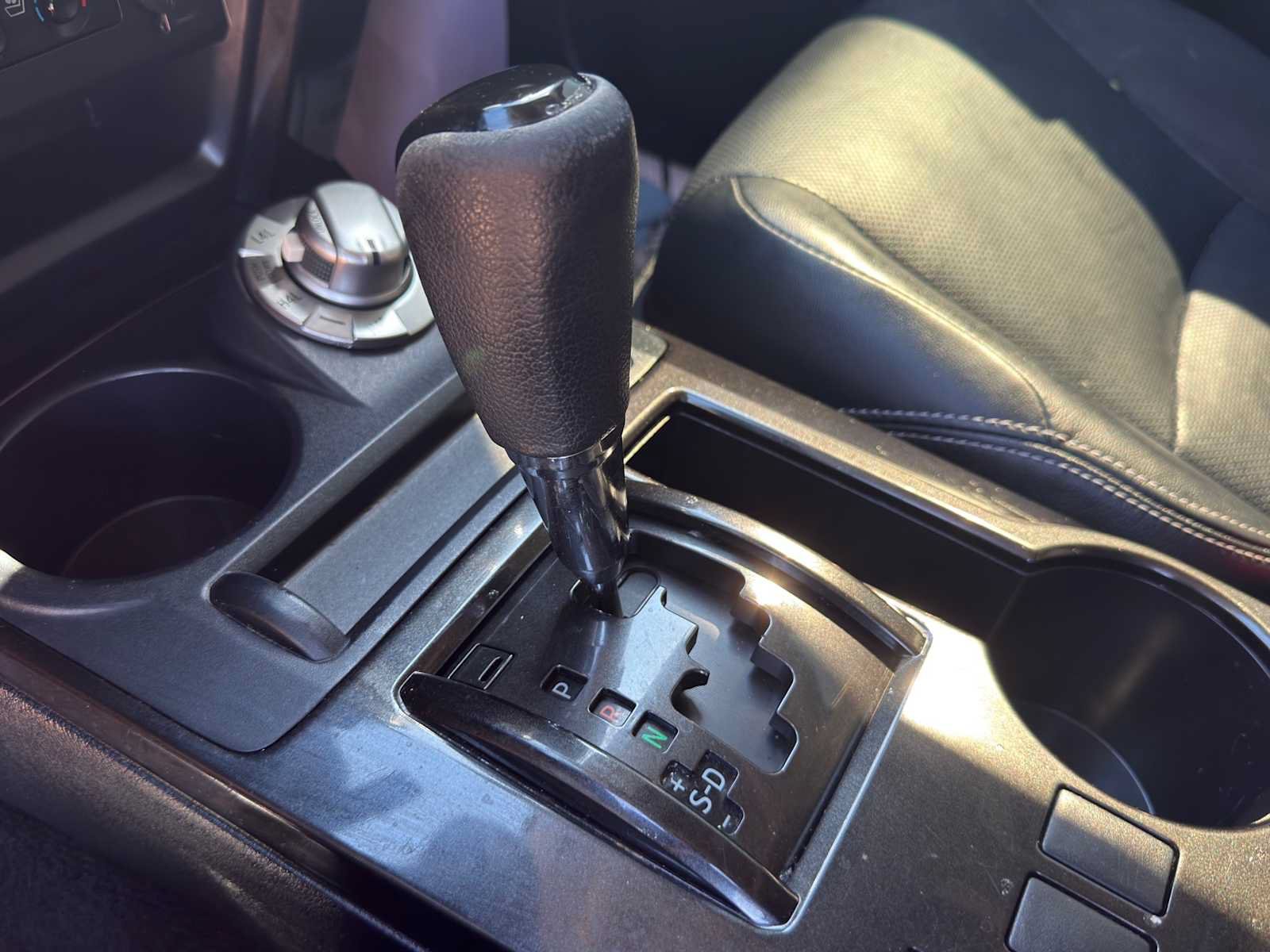 Used 2019 Toyota 4Runner Limited AWD/4WD image 14