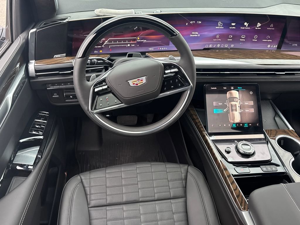 New 2026 Cadillac Escalade ESV Platinum Sport w/ LPO, Floor Liner Package image 16