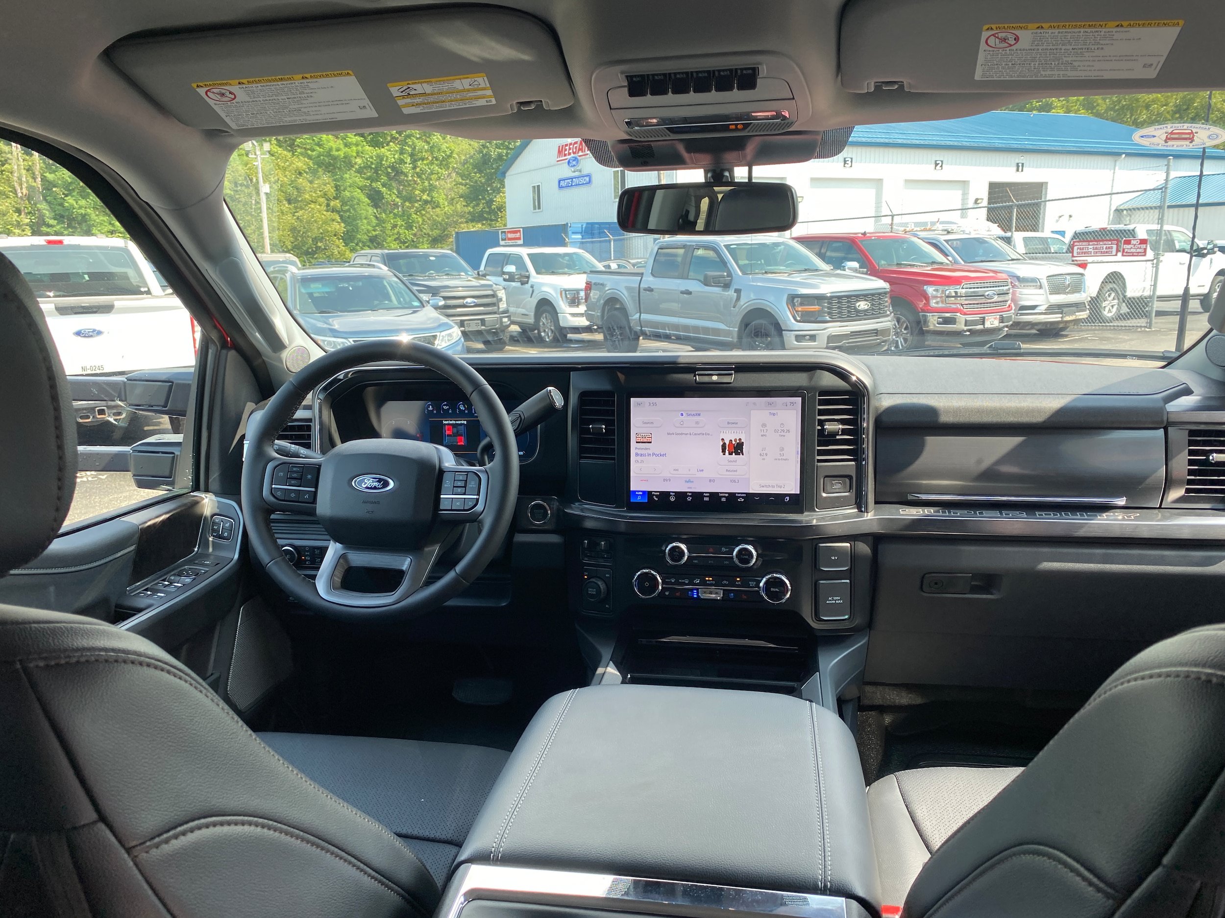 New 2026 Ford F550 4x4 Crew Cab image 31