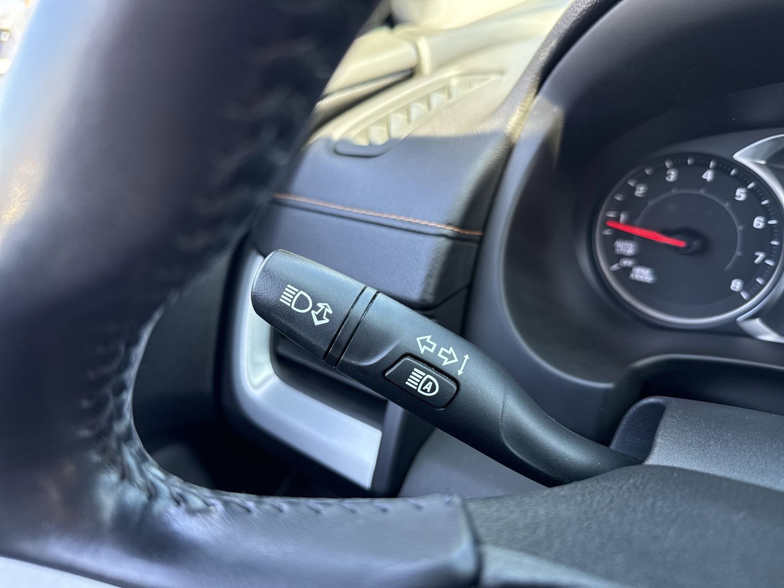 Used 2020 GMC Terrain SLE w/ Driver Convenience Package FWD image 33