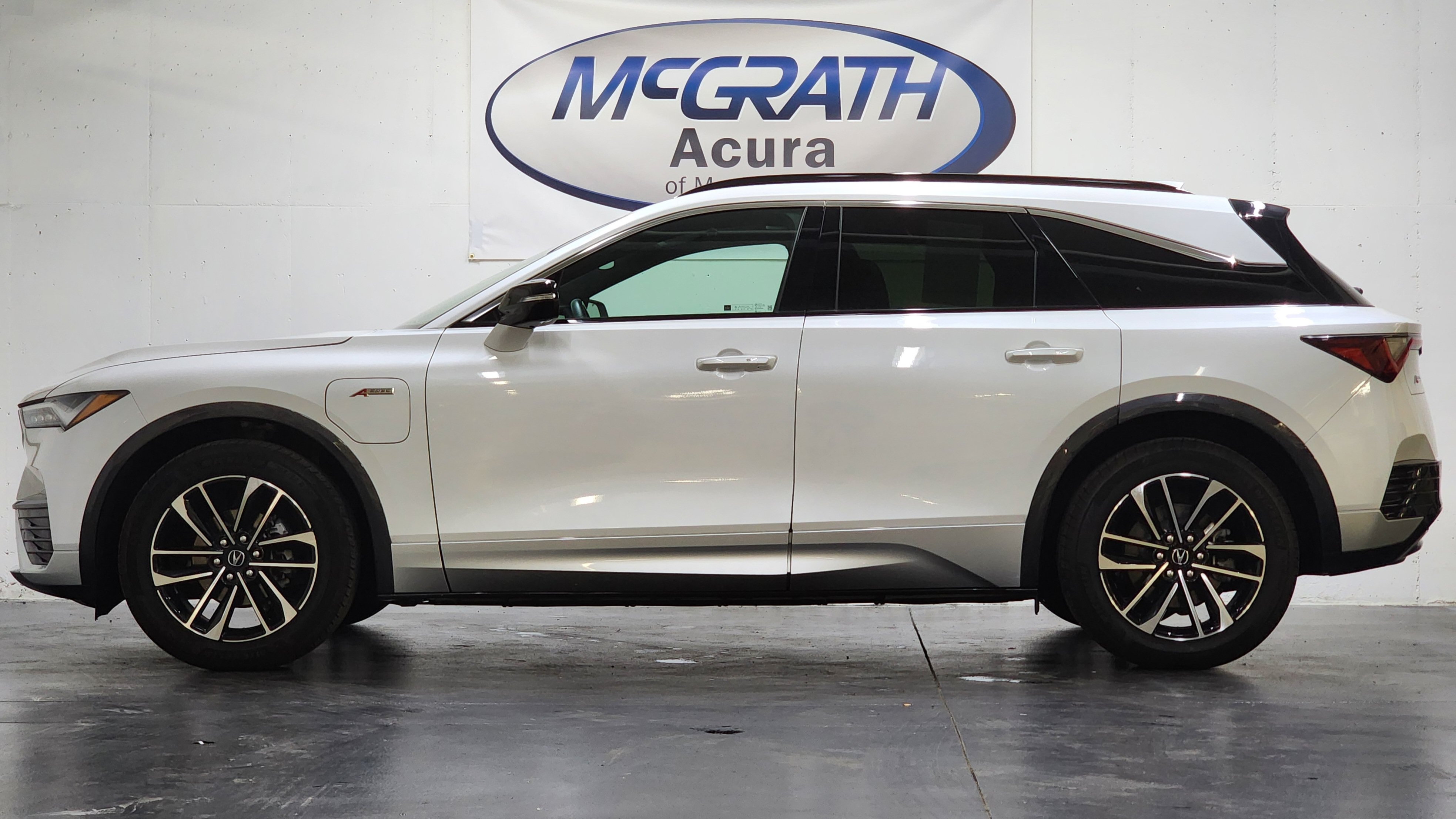 Used 2024 Acura ZDX A-Spec AWD/4WD image 11