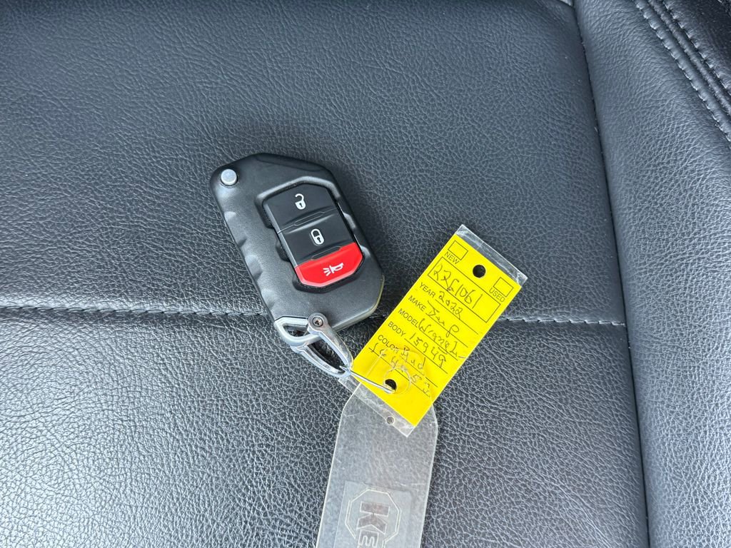 Used 2022 Jeep Wrangler Unlimited Sahara image 29