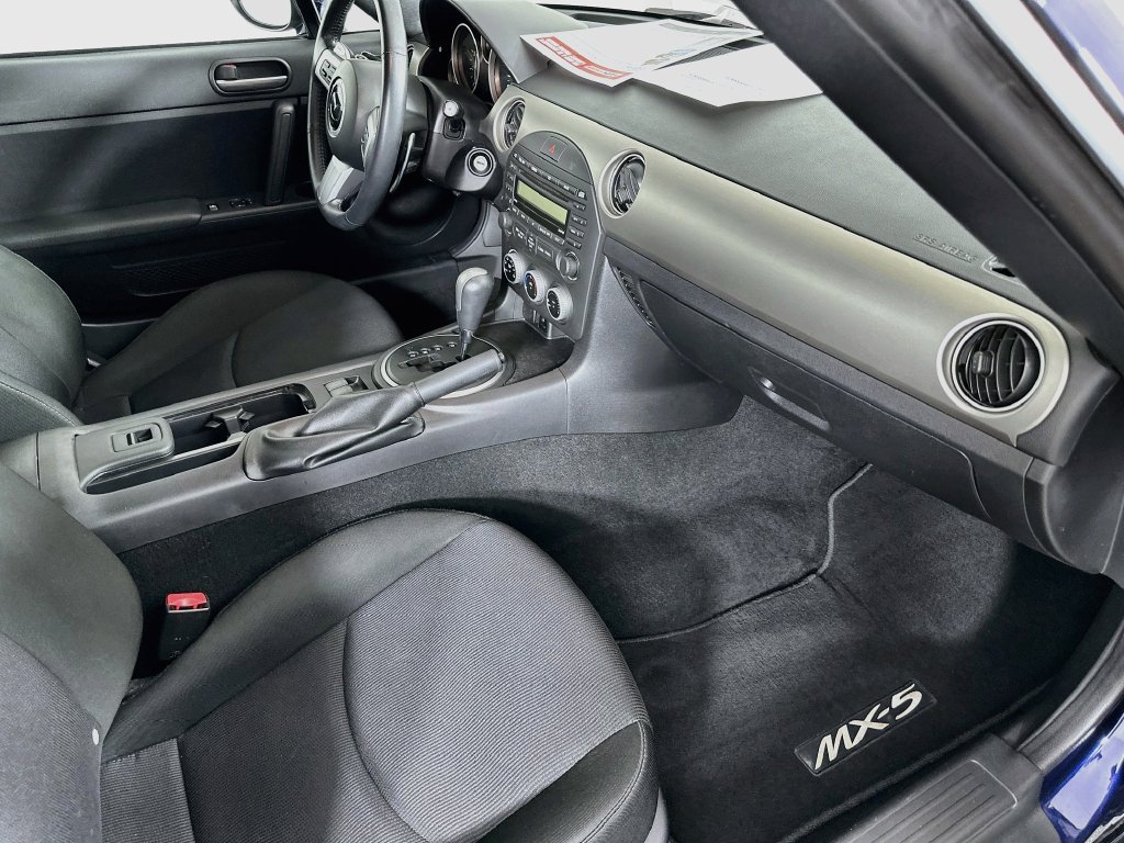Used 2012 MAZDA MX-5 Miata Touring RWD image 31