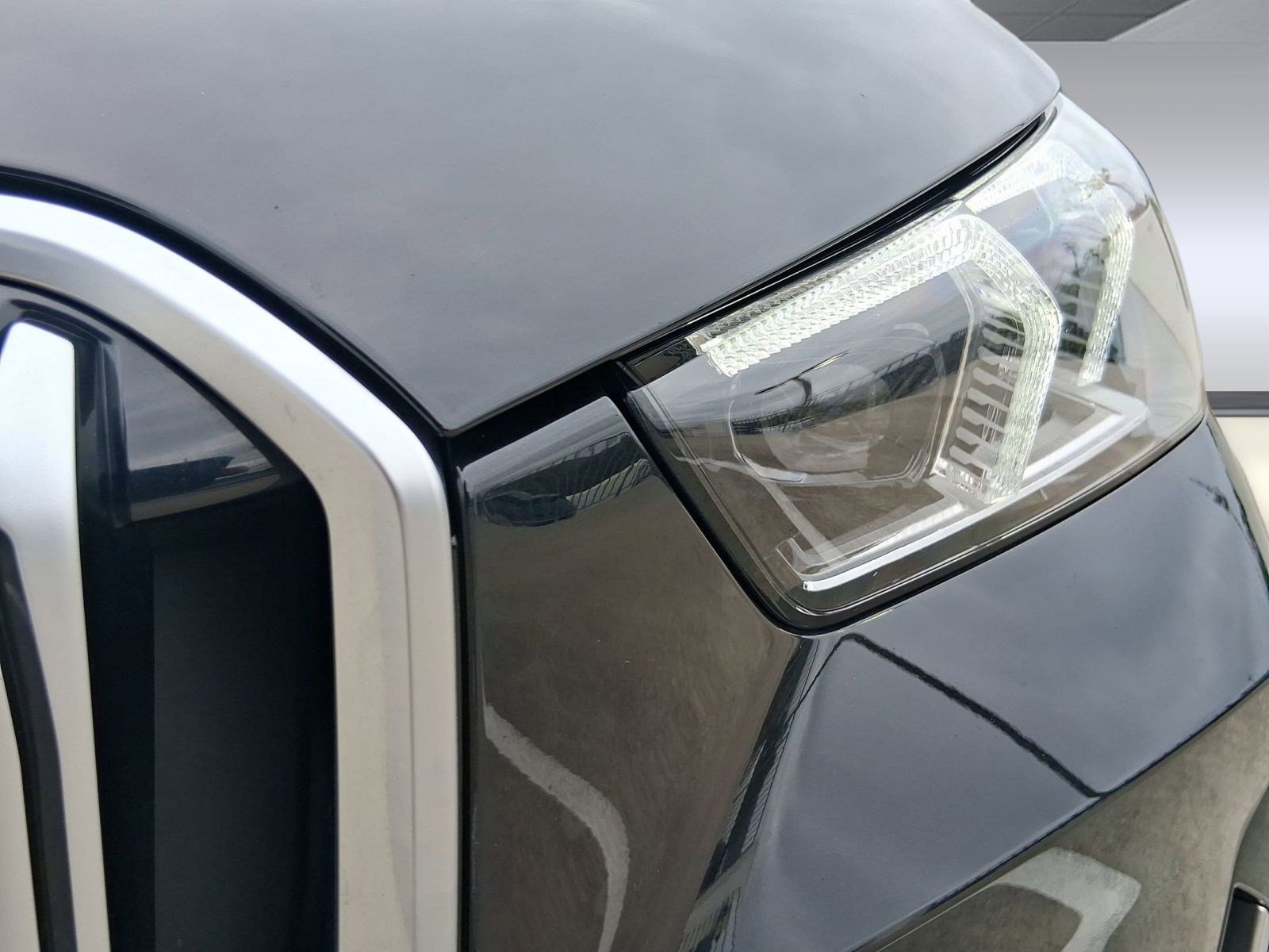 Used 2026 BMW X1 xDrive28i image 9