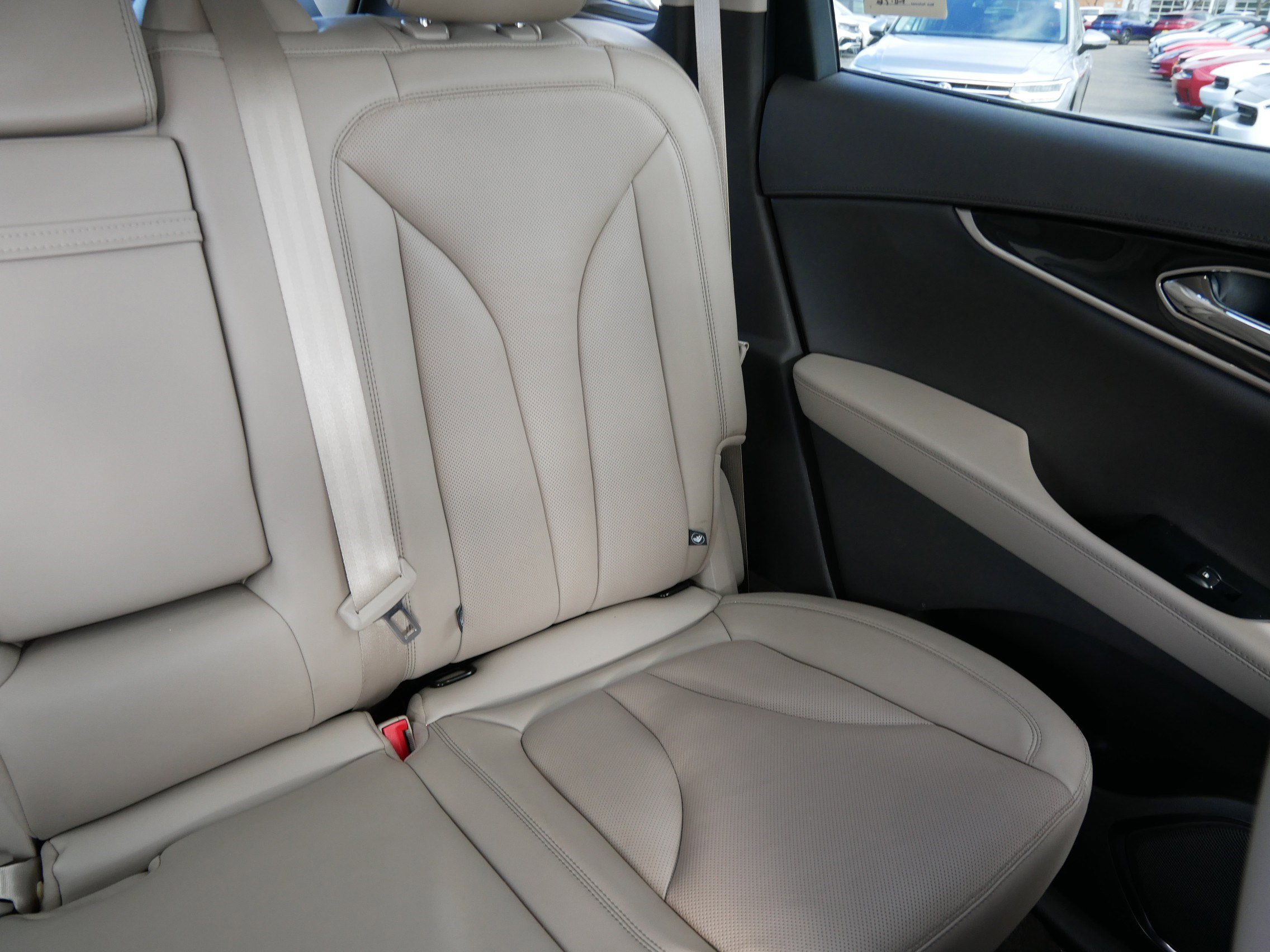 Used 2022 Lincoln Nautilus Reserve image 14