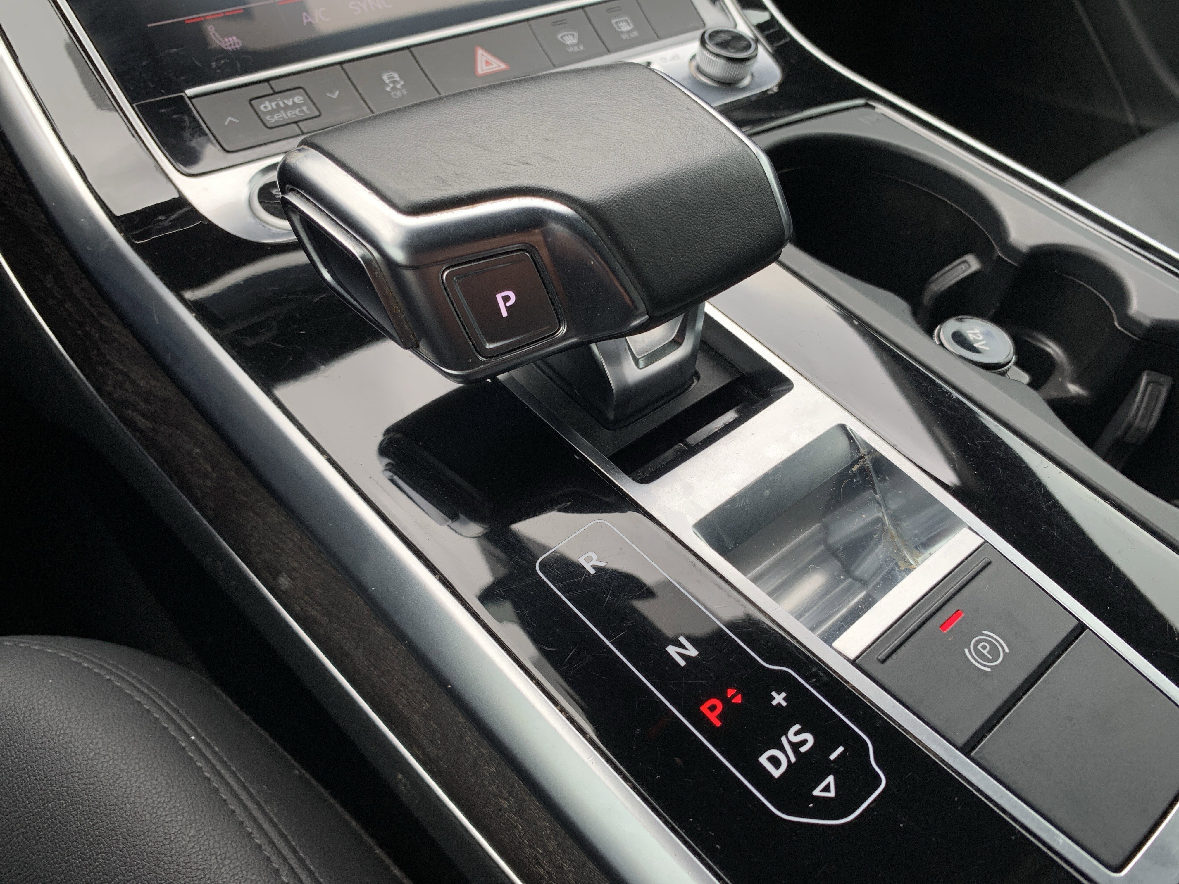 Used 2021 Audi Q7 3.0T Premium w/ Convenience Package AWD/4WD image 26