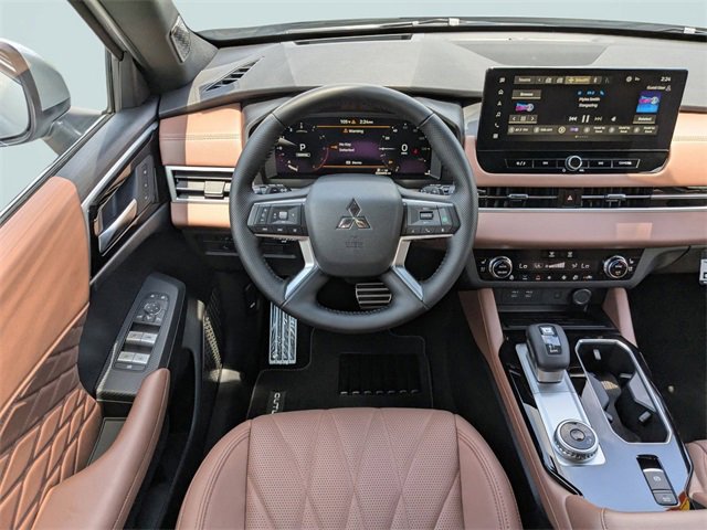 New 2025 Mitsubishi Outlander SEL image 15