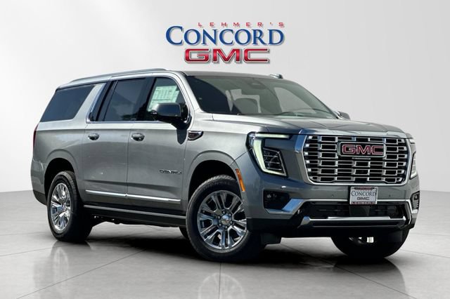 New 2026 GMC Yukon XL Denali w/ Sun & Power Step Package AWD/4WD image 2