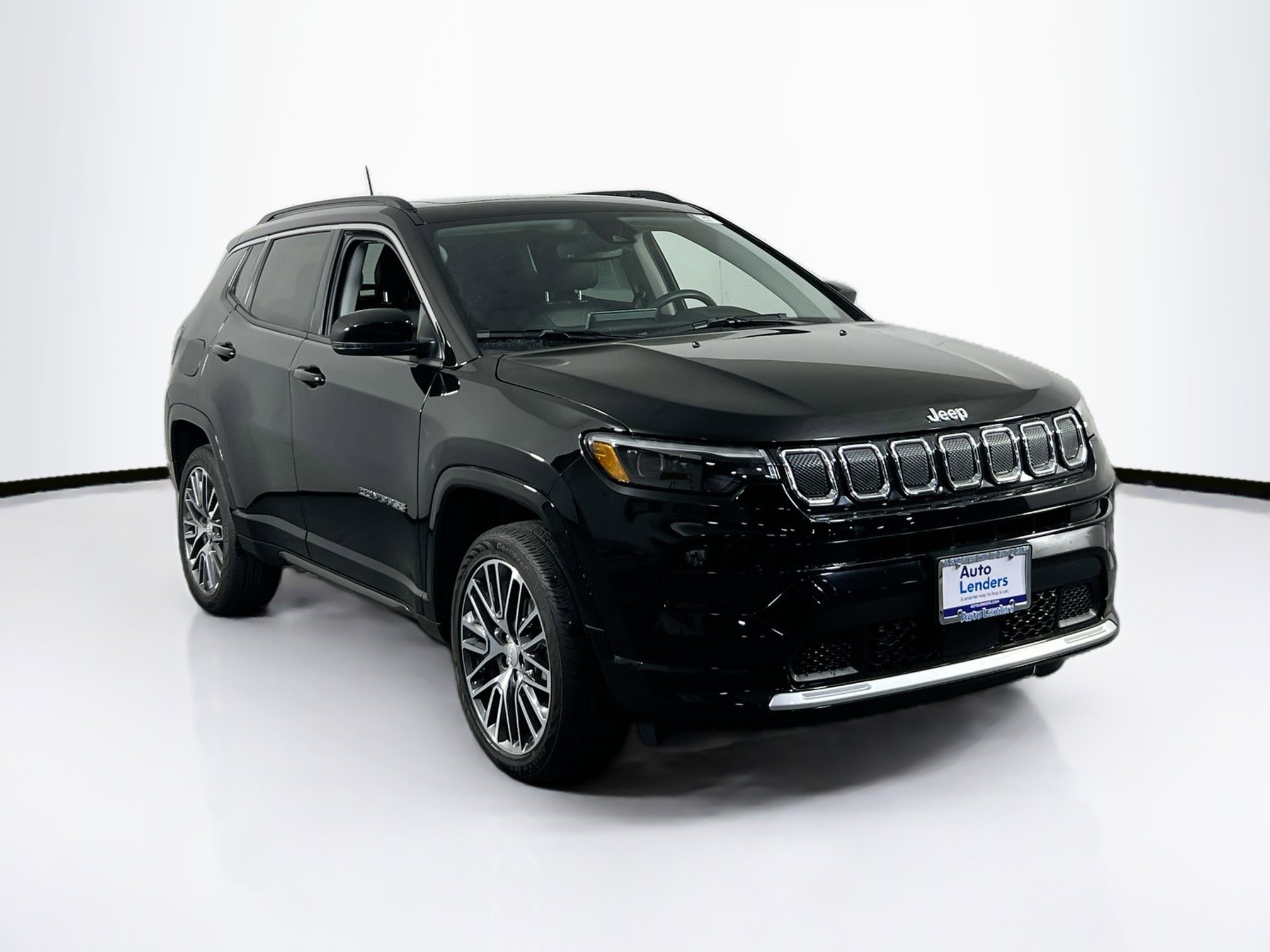 Used 2022 Jeep Compass Limited w/ Elite Group image 3