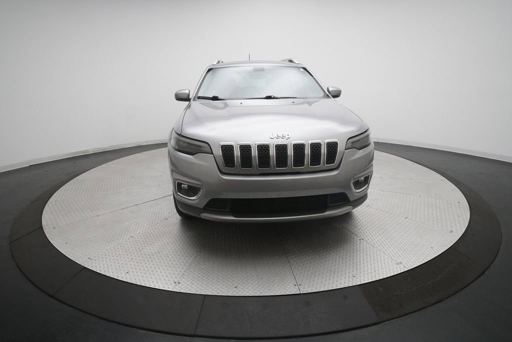 Used 2019 Jeep Cherokee Limited image 11