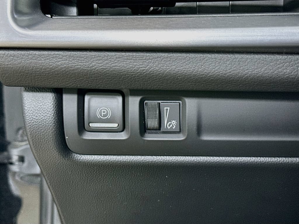 Used 2024 Cadillac XT4 Premium Luxury FWD image 10