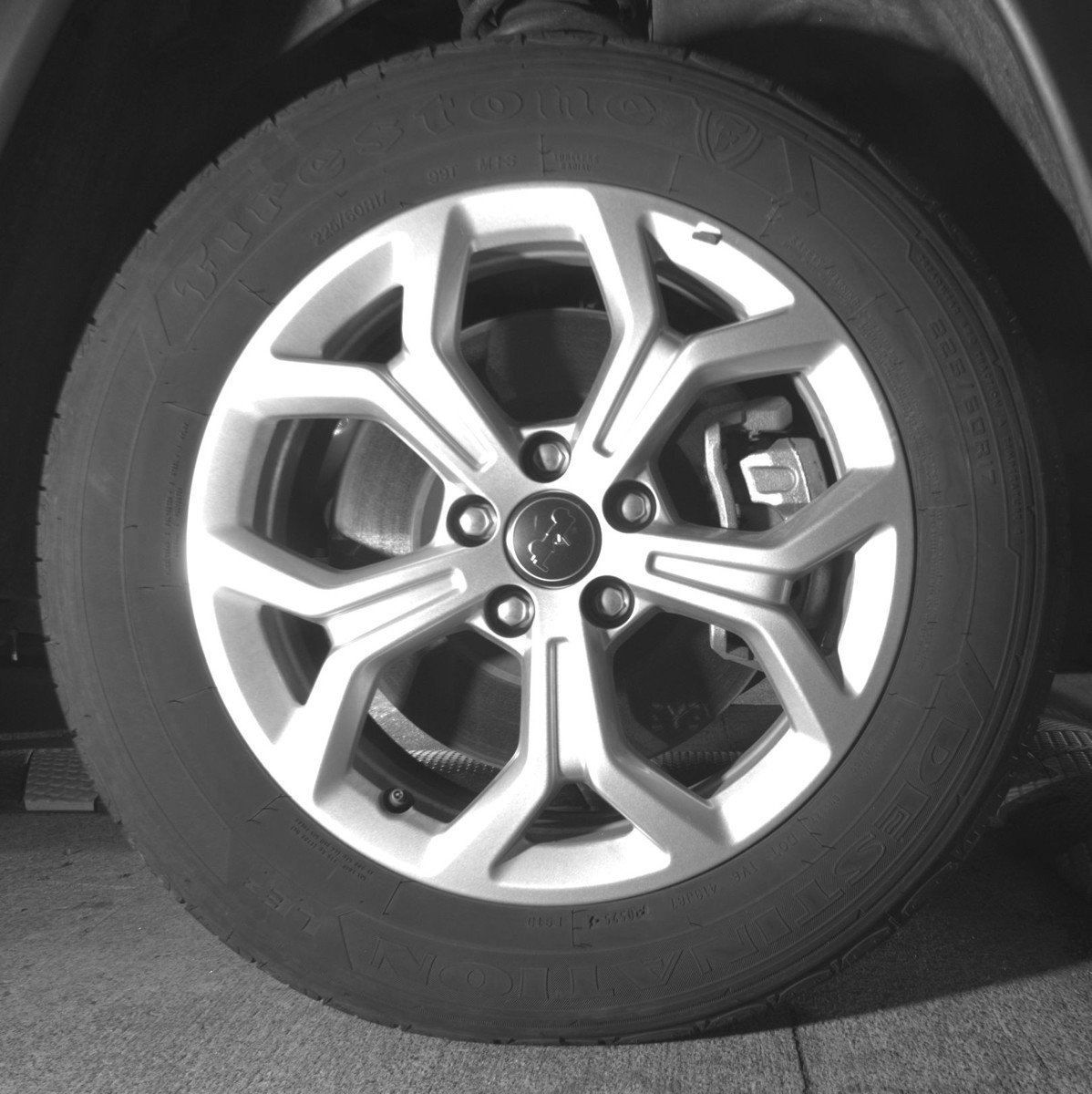 Used 2025 Jeep Compass Latitude image 13