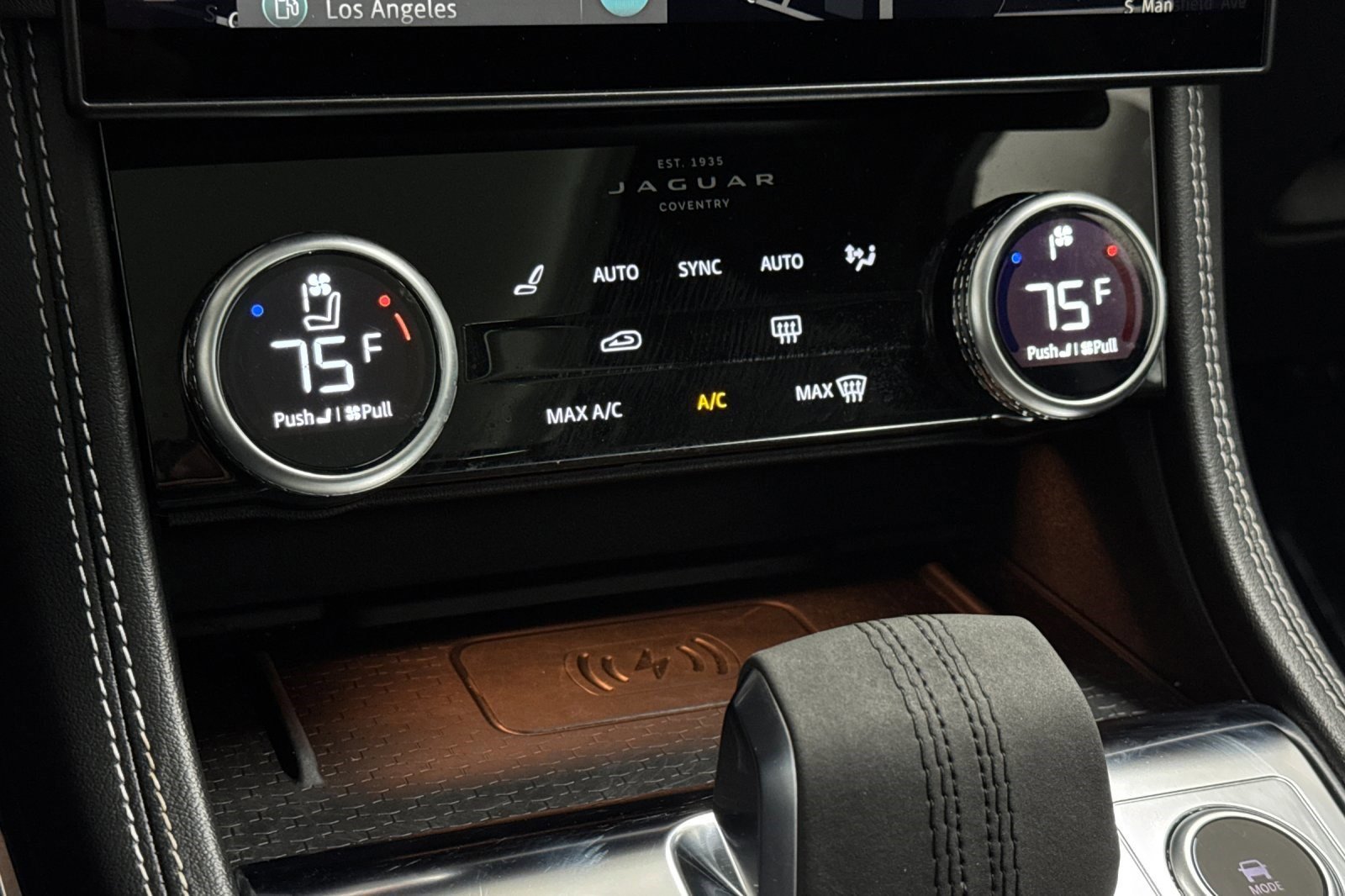 Used 2024 Jaguar F-PACE R-Dynamic S image 19