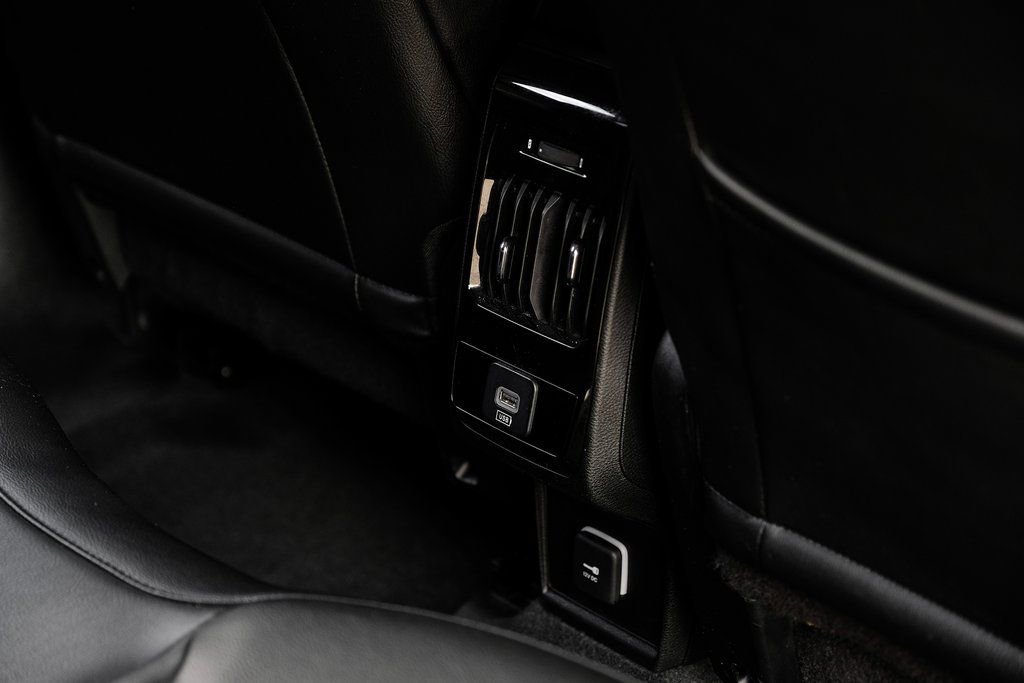 Used 2022 Jeep Compass Limited image 49