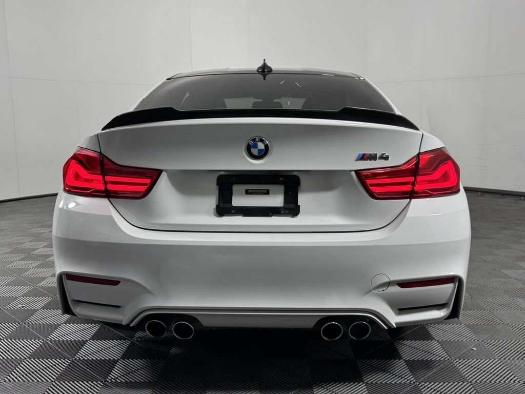 Used 2018 BMW M4 Coupe RWD image 9