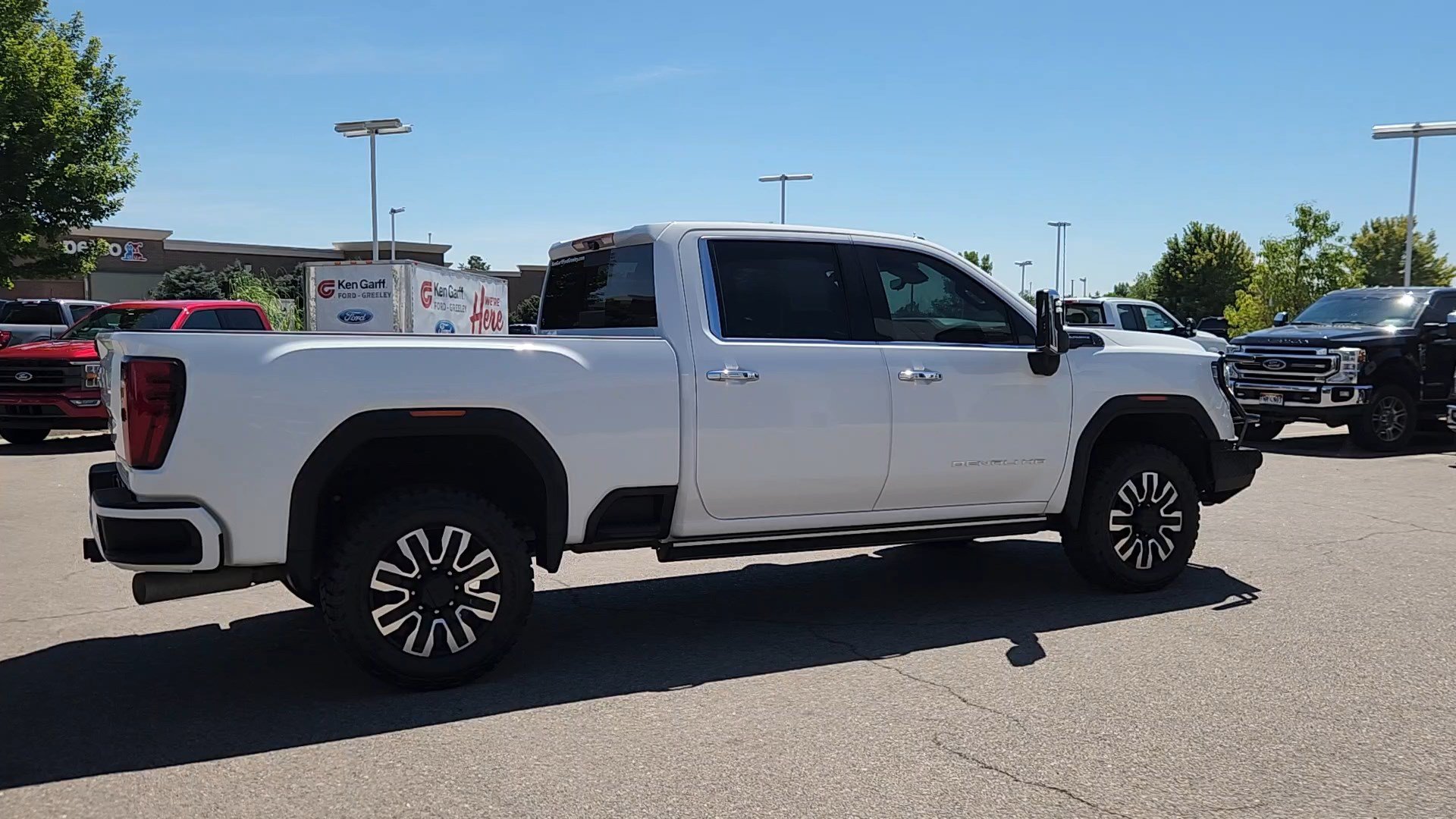 Used 2024 GMC Sierra 3500 Denali Ultimate AWD/4WD image 14