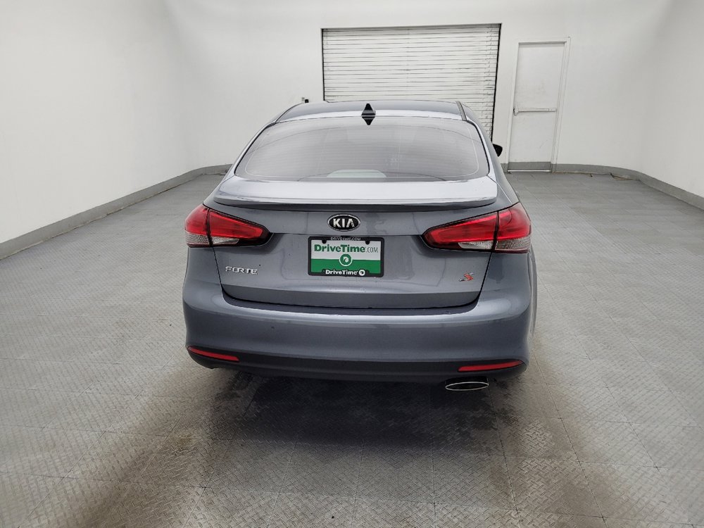Used 2017 Kia Forte S image 7
