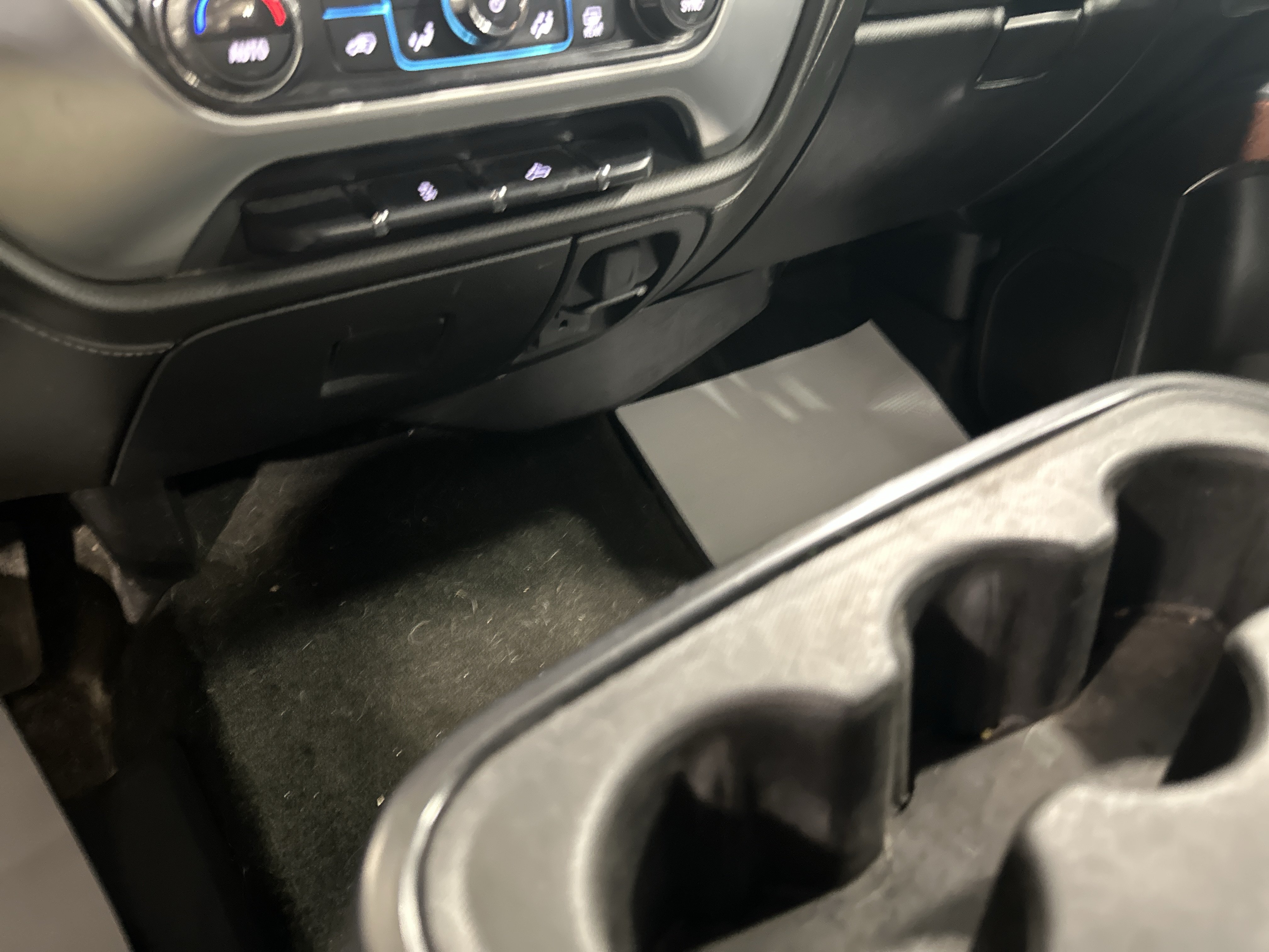 Used 2017 GMC Sierra 2500 SLE w/ HD SLE Preferred Plus Package AWD/4WD image 17