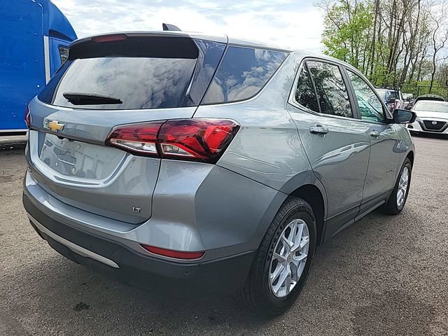 Used 2024 Chevrolet Equinox LT w/ Driver Convenience Package image 2