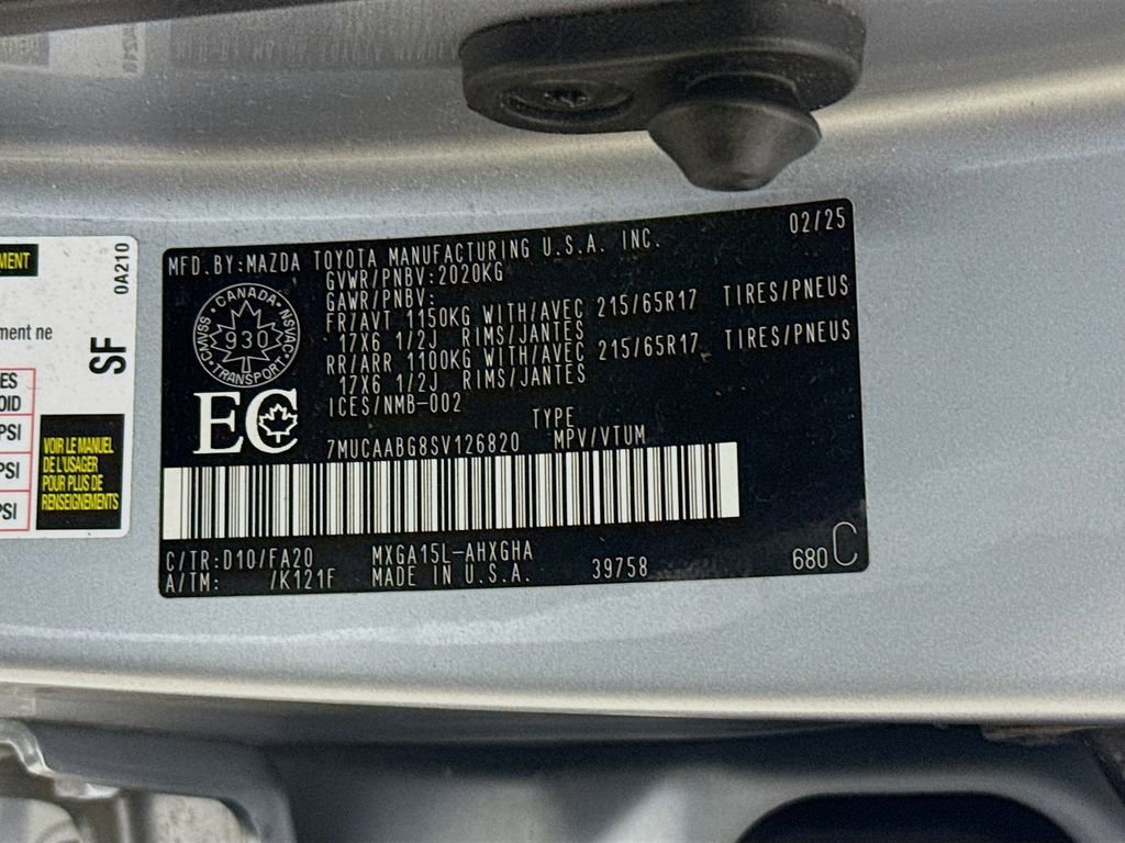 Used 2025 Toyota Corolla Cross LE AWD/4WD image 33