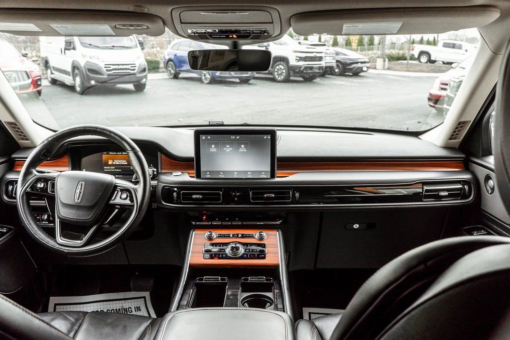 Used 2024 Lincoln Aviator Reserve image 7