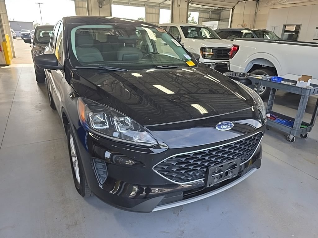 Used 2022 Ford Escape SE w/ Cold Weather Package