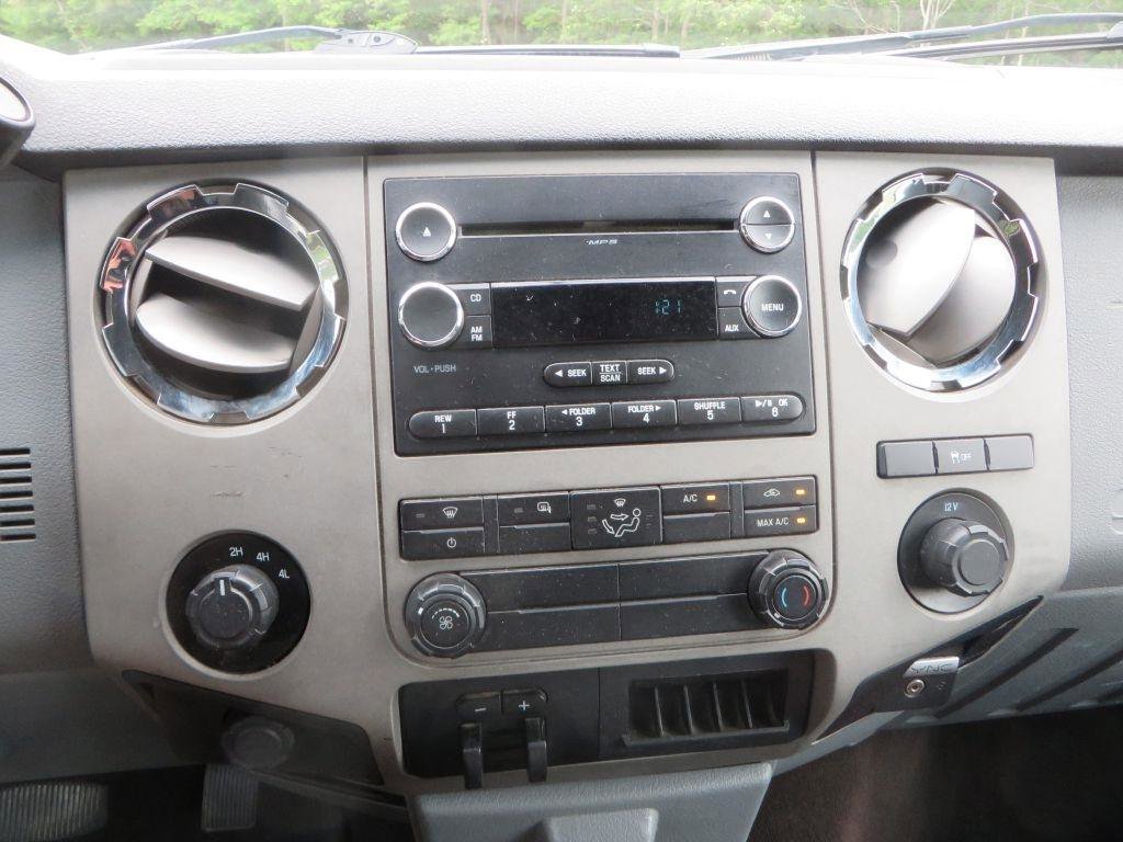 Used 2016 Ford F250 XLT AWD/4WD image 19