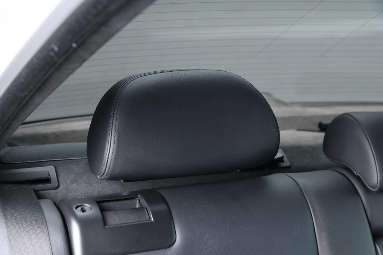 Used 2003 BMW M5 image 96