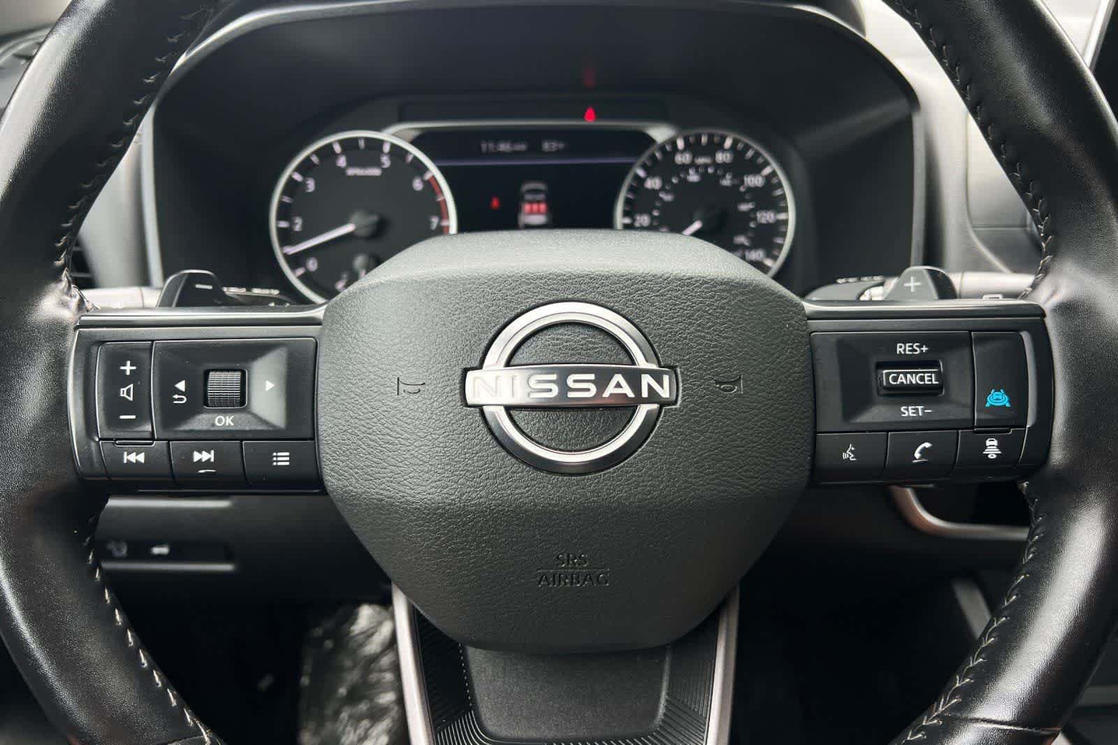 Used 2025 Nissan Rogue SV FWD image 28