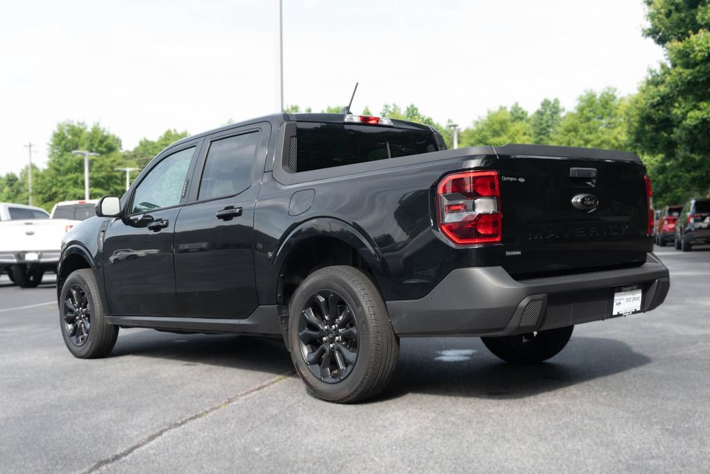 Used 2023 Ford Maverick Lariat w/ Black Appearance Package FWD image 8