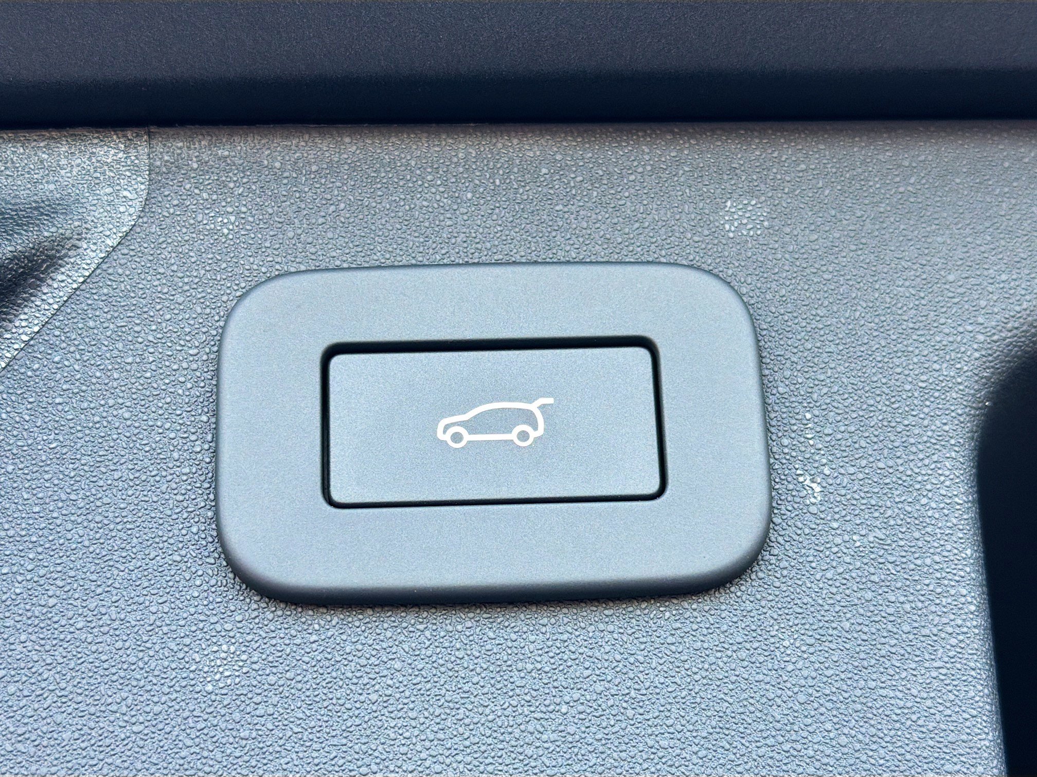 New 2026 Land Rover Discovery Sport Landmark AWD/4WD image 12