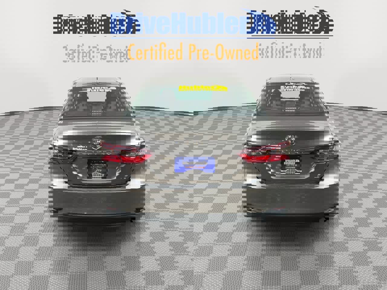 Used 2023 Toyota Camry LE image 7