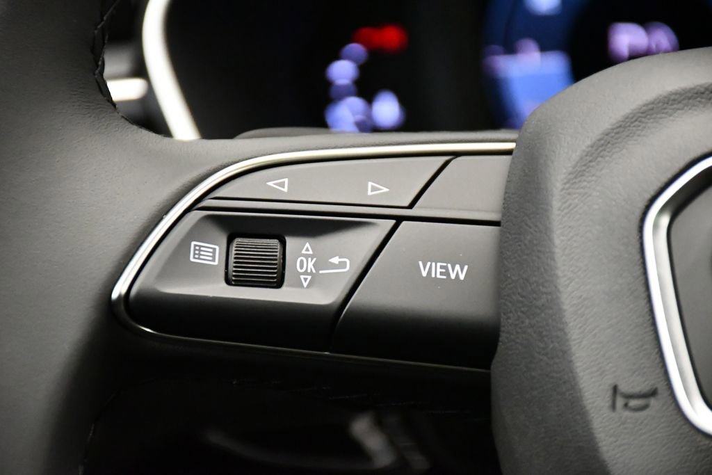Used 2025 Audi Q3 2.0T Premium w/ Convenience Package AWD/4WD image 24