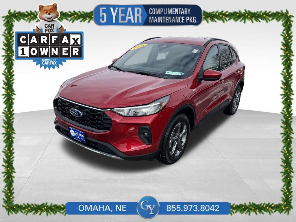 Used 2025 Ford Escape ST-Line Select image 1