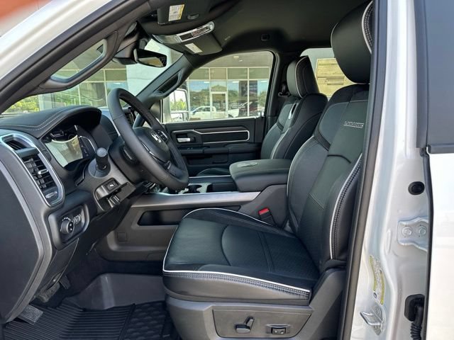 New 2026 RAM 3500 Laramie AWD/4WD image 9