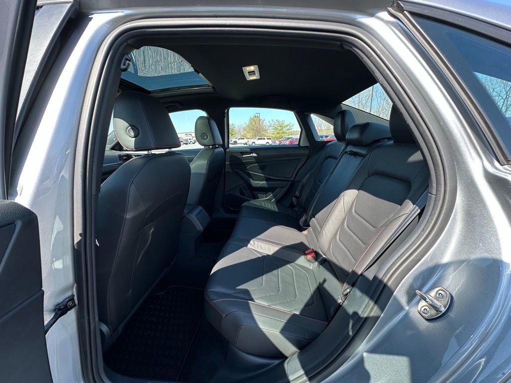 Used 2021 Volkswagen Jetta GLI image 5