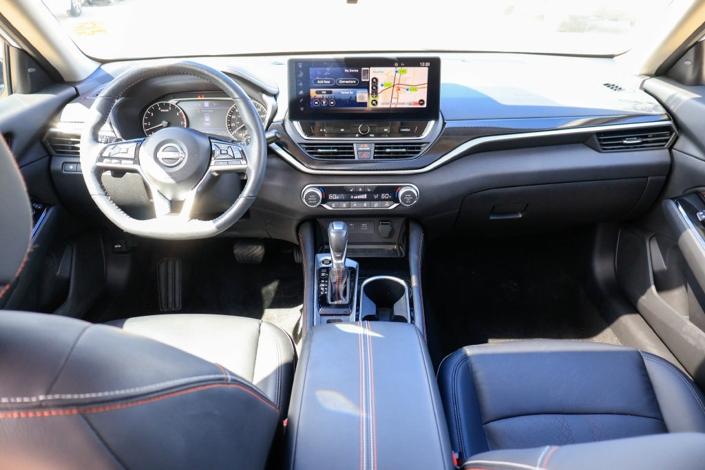 Used 2023 Nissan Altima 2.0 SR FWD image 6