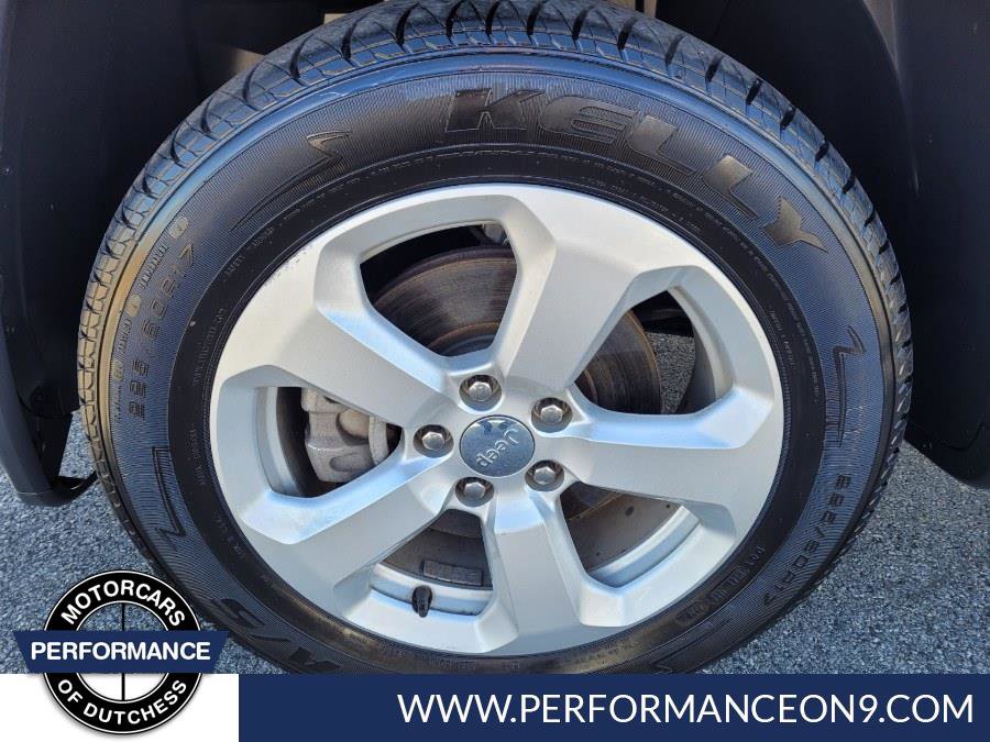 Used 2018 Jeep Compass Latitude w/ Popular Equipment Group AWD/4WD image 12