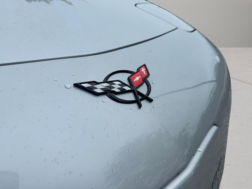 Used 1998 Chevrolet Corvette Coupe w/ Memory Pkg RWD image 11