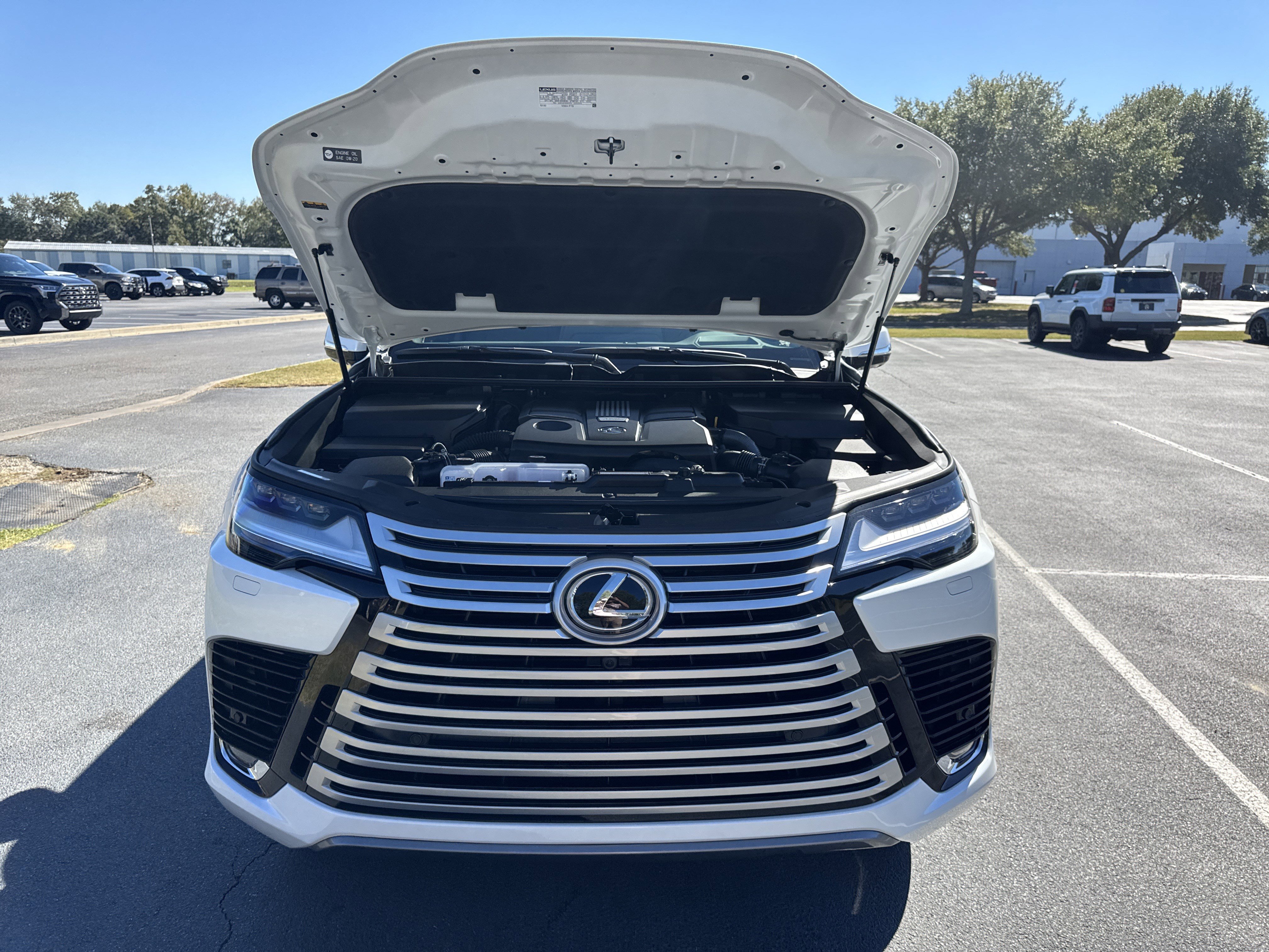 Used 2025 Lexus LX 600 4WD w/ Interior Upgrade Package image 38