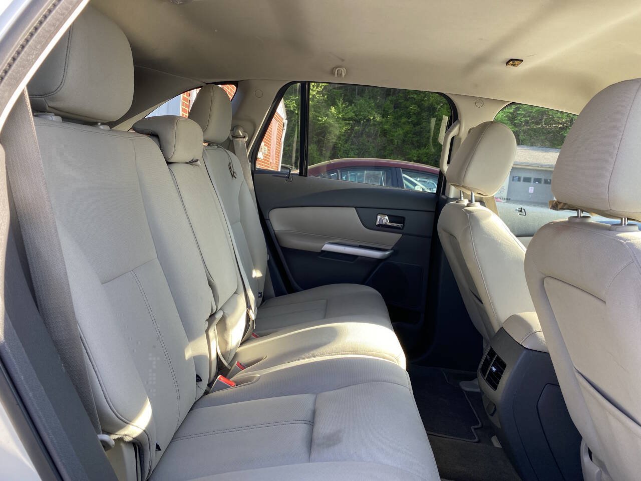 Used 2013 Ford Edge SE FWD image 20