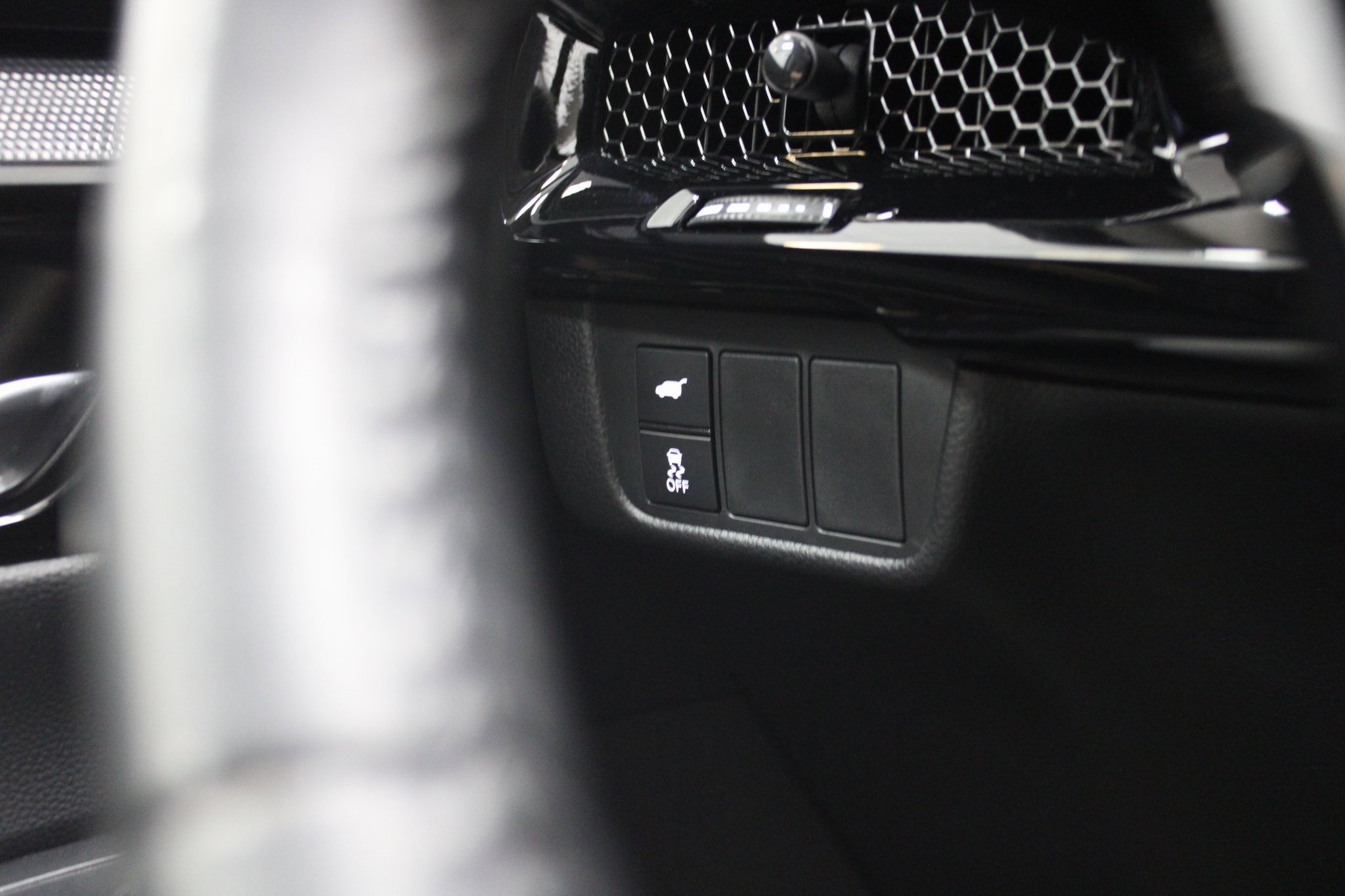 Used 2023 Honda CR-V EX-L image 31