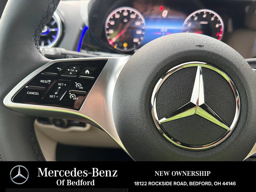 New 2026 Mercedes-Benz GLB 250 4MATIC image 11