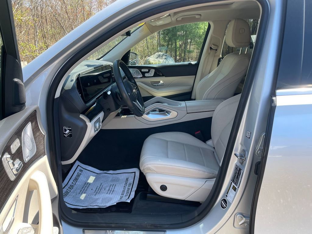 Used 2020 Mercedes-Benz GLS 450 4MATIC image 12