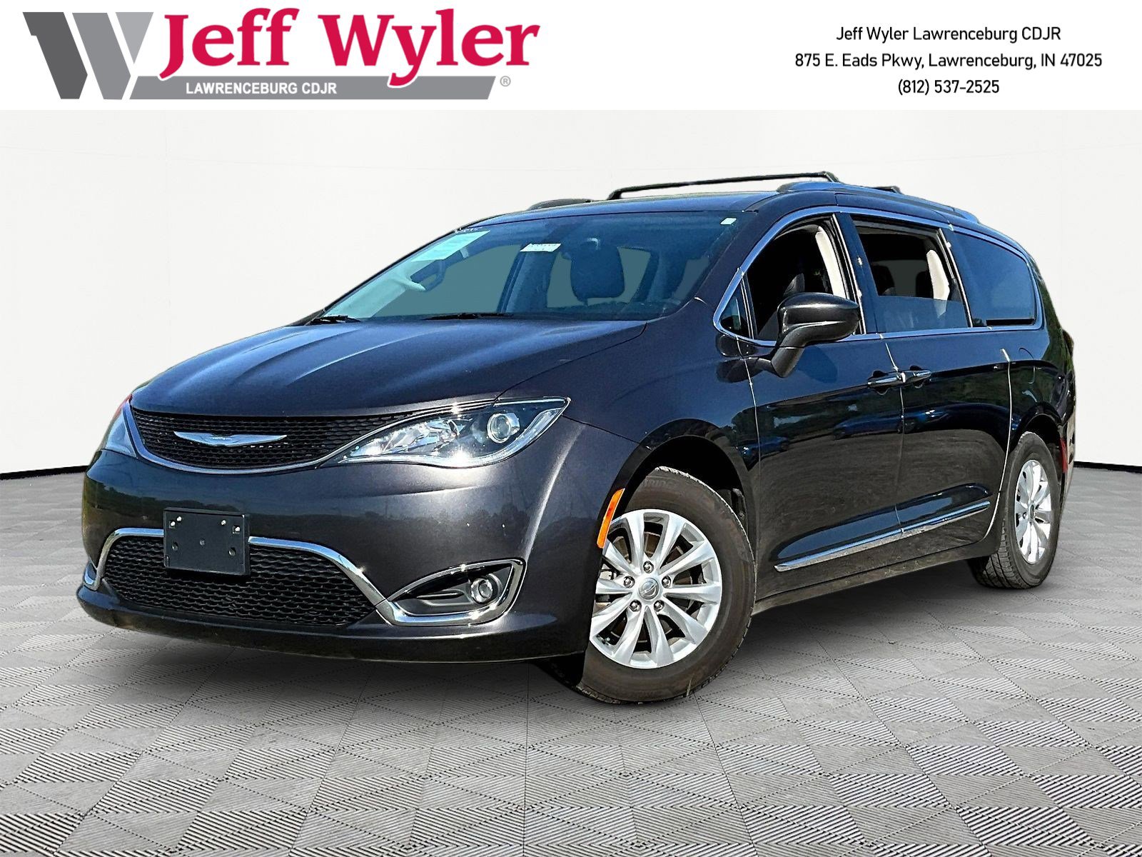 Used 2018 Chrysler Pacifica Touring-L Plus FWD video 1